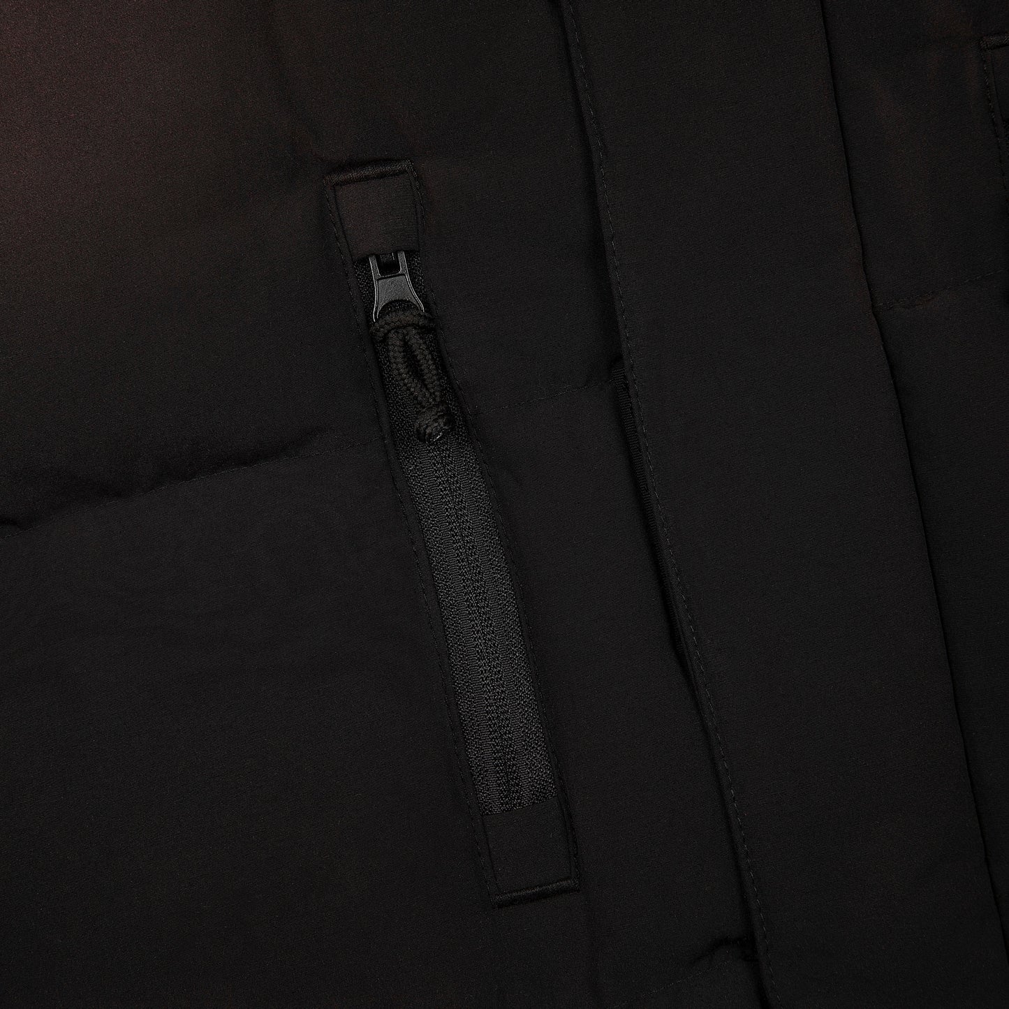 "koi fish" Puffer black