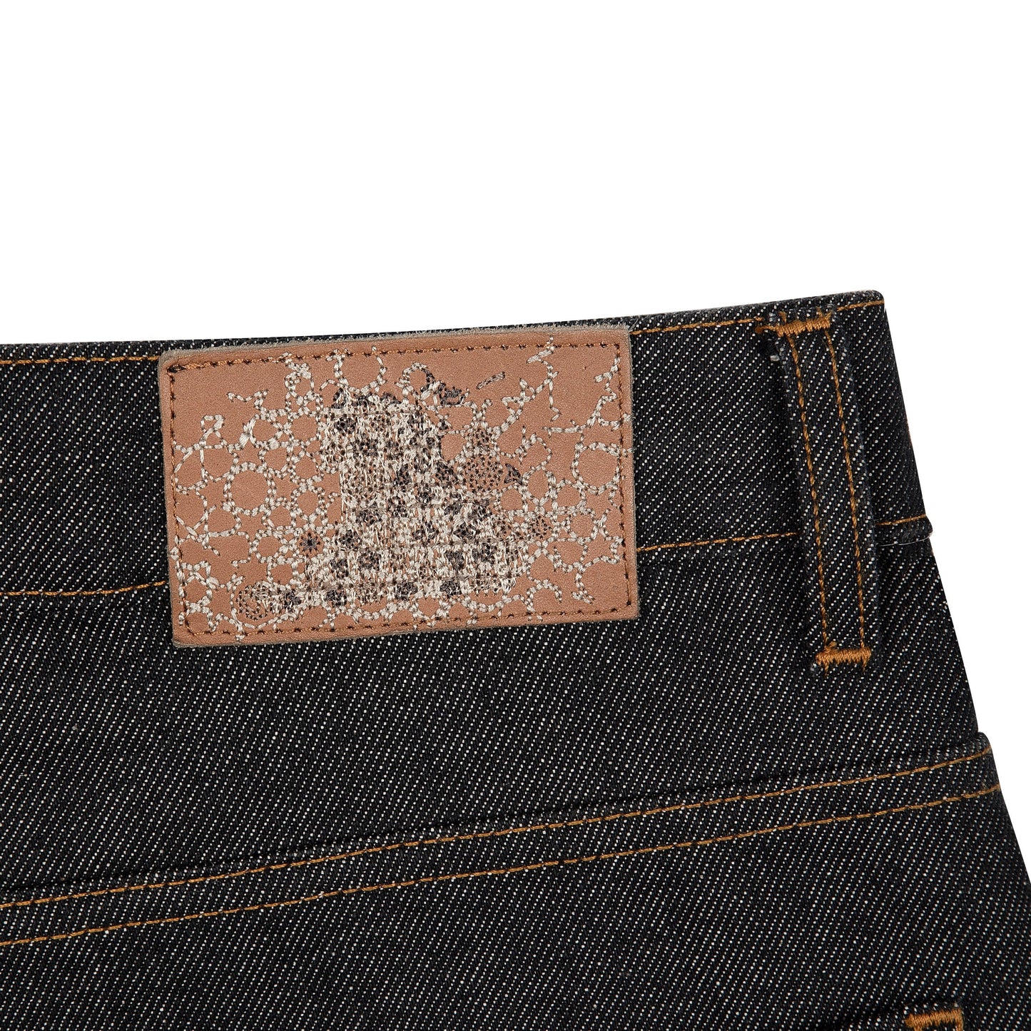 "aziza" black raw Jorts 01