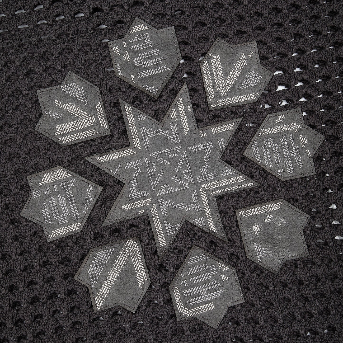 "aziza" crochet zip up anthracite