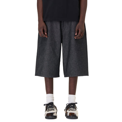 "aziza" black raw Jorts 02